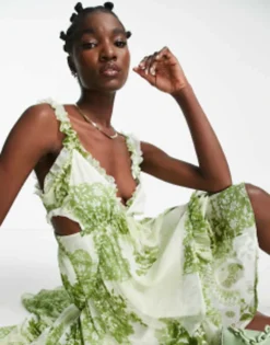 ASOS DESIGN Waterfall Dress With Raw Edge Finish In Green Patchwork Print -RIVER ISLAND || PULL & BEAR || ONLY Sales Store 202207736 3