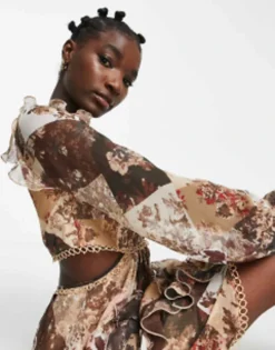 ASOS DESIGN Long Sleeve Mini Dress In Patchwork Floral Print With Circle Trims -RIVER ISLAND || PULL & BEAR || ONLY Sales Store 202242308 3