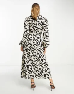 ASOS DESIGN Collared Wrap Midi Dress In Mono Abstract Print -RIVER ISLAND || PULL & BEAR || ONLY Sales Store 203862575 4