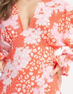 ASOS DESIGN Plunge Batwing Maxi Dress In Pink Splice Print -RIVER ISLAND || PULL & BEAR || ONLY Sales Store 203864490 3