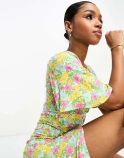 Miss Selfridge Angel Sleeve Button Through Maxi Dress In Bright Cluster Floral -RIVER ISLAND || PULL & BEAR || ONLY Sales Store 203994810 3