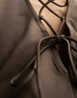 Monki Long Sleeve Cross Back Dress In Brown -RIVER ISLAND || PULL & BEAR || ONLY Sales Store 204102596 3