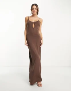 NA-KD X Annijor Maxi Dress With Cut Out Detail In Brown -RIVER ISLAND || PULL & BEAR || ONLY Sales Store 204201090 4