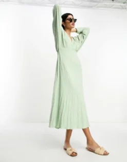 ASOS DESIGN Seersucker Wrap Front Batwing Midaxi Dress In Sage Green -RIVER ISLAND || PULL & BEAR || ONLY Sales Store 204300797 4