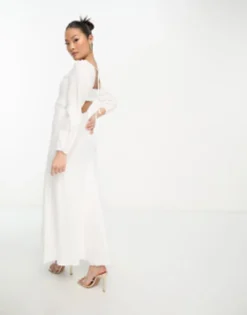 Forever New Petite Long Sleeve Maxi Dress In Ivory -RIVER ISLAND || PULL & BEAR || ONLY Sales Store 204337611 3