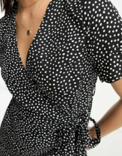 Vero Moda Petite Wrap Mini Dress In Black Spot Print -RIVER ISLAND || PULL & BEAR || ONLY Sales Store 204447385 3
