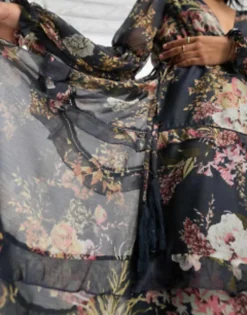 ASOS DESIGN Pleated Layered Tiered Midi Dress In Navy Floral Print With Lace Trim -RIVER ISLAND || PULL & BEAR || ONLY Sales Store 204458908 3