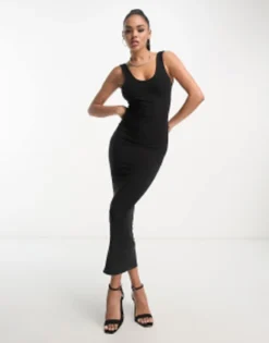 Fashionkilla Sculpted Scoop Neck Maxi Dress In Black