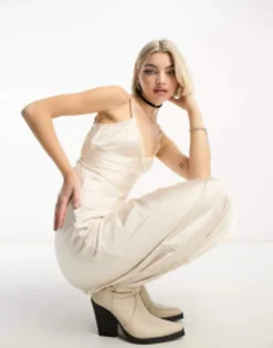 Motel Lace Detail Satin Cami Maxi Dress In Pearled Ivory -RIVER ISLAND || PULL & BEAR || ONLY Sales Store 204564456 3