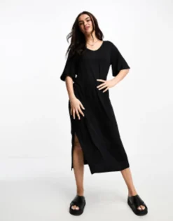Pieces V Neck Maxi T-shirt Dress In Black