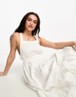 Vero Moda Cross Back Maxi Dress In White -RIVER ISLAND || PULL & BEAR || ONLY Sales Store 204637190 4