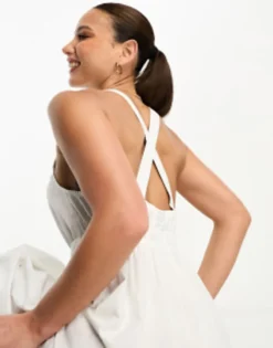 Vero Moda Tall Cross Back Maxi Dress In White -RIVER ISLAND || PULL & BEAR || ONLY Sales Store 204657122 3