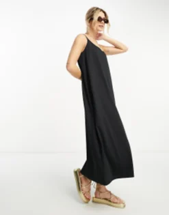 Vero Moda Chuck On Cami Maxi Dress In Blue -RIVER ISLAND || PULL & BEAR || ONLY Sales Store 204658660 1 black