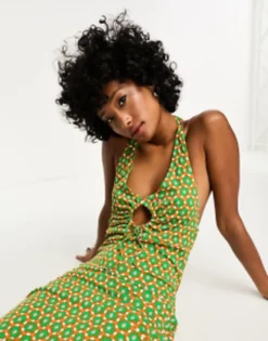 Only Exclusive Halter Neck Keyhole Detail Midi Dress In Geometric Print -RIVER ISLAND || PULL & BEAR || ONLY Sales Store 204756337 4