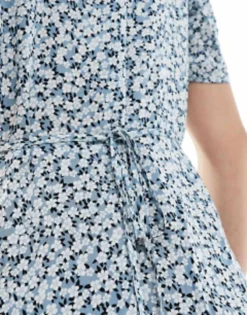 Only V Neck Tie Waist Mini Dress In Blue Floral -RIVER ISLAND || PULL & BEAR || ONLY Sales Store 204756913 3