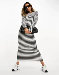 ASOS DESIGN Long Sleeve Maxi T-shirt Dress In Black -RIVER ISLAND || PULL & BEAR || ONLY Sales Store 204819918 1 stripe