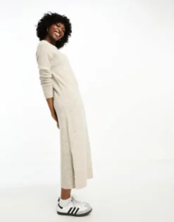 Vero Moda Knitted Jumper Midi Dress In Cream -RIVER ISLAND || PULL & BEAR || ONLY Sales Store 204859326 4