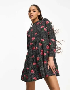 Wednesday's Girl Ditsy Spot Print Tiered Mini Smock Dress In Red And Black