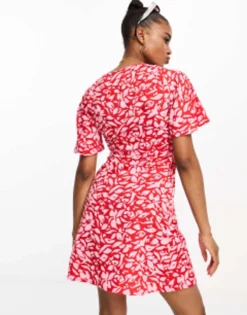 New Look Mini Tea Dress In Red And Pink Floral -RIVER ISLAND || PULL & BEAR || ONLY Sales Store 205138087 3