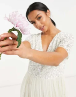 Maya Petite Bridal V Neck Maxi Tulle Dress With Tonal Delicate Sequin In Ecru -RIVER ISLAND || PULL & BEAR || ONLY Sales Store 22157059 3